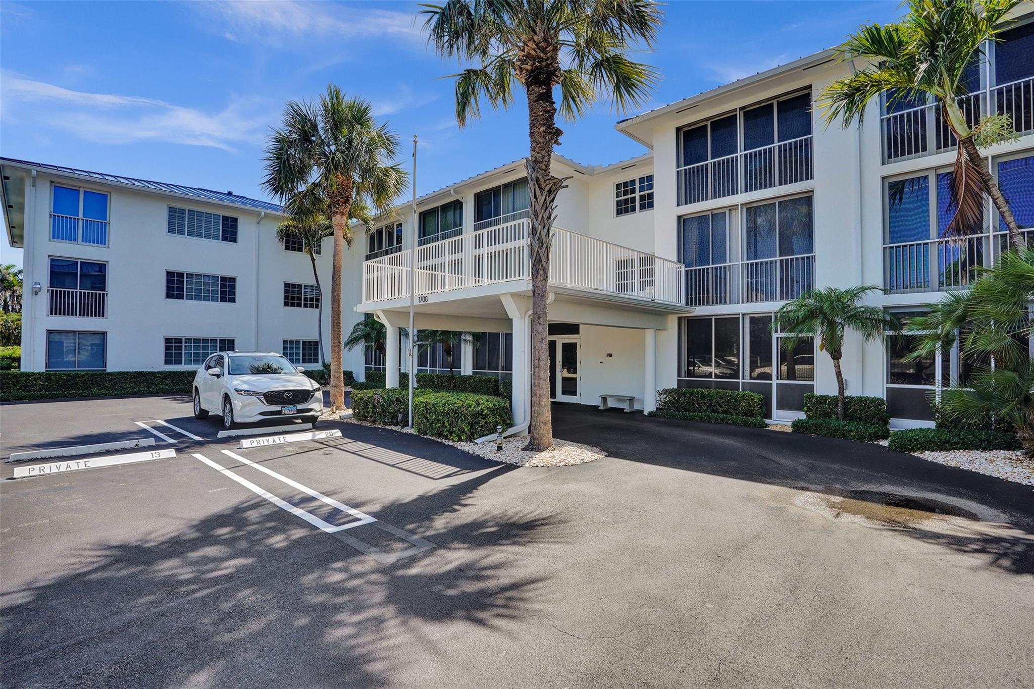 1700 S Ocean Boulevard 20