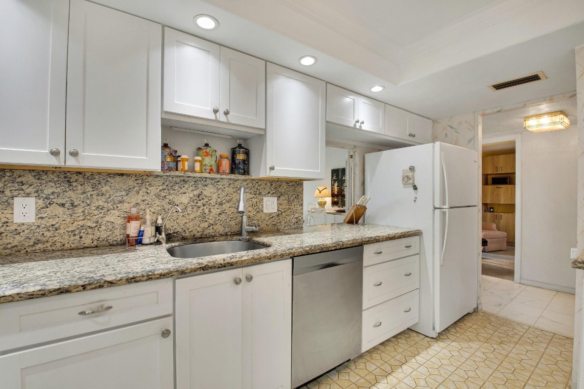 6200 NW 2nd Ave 3120