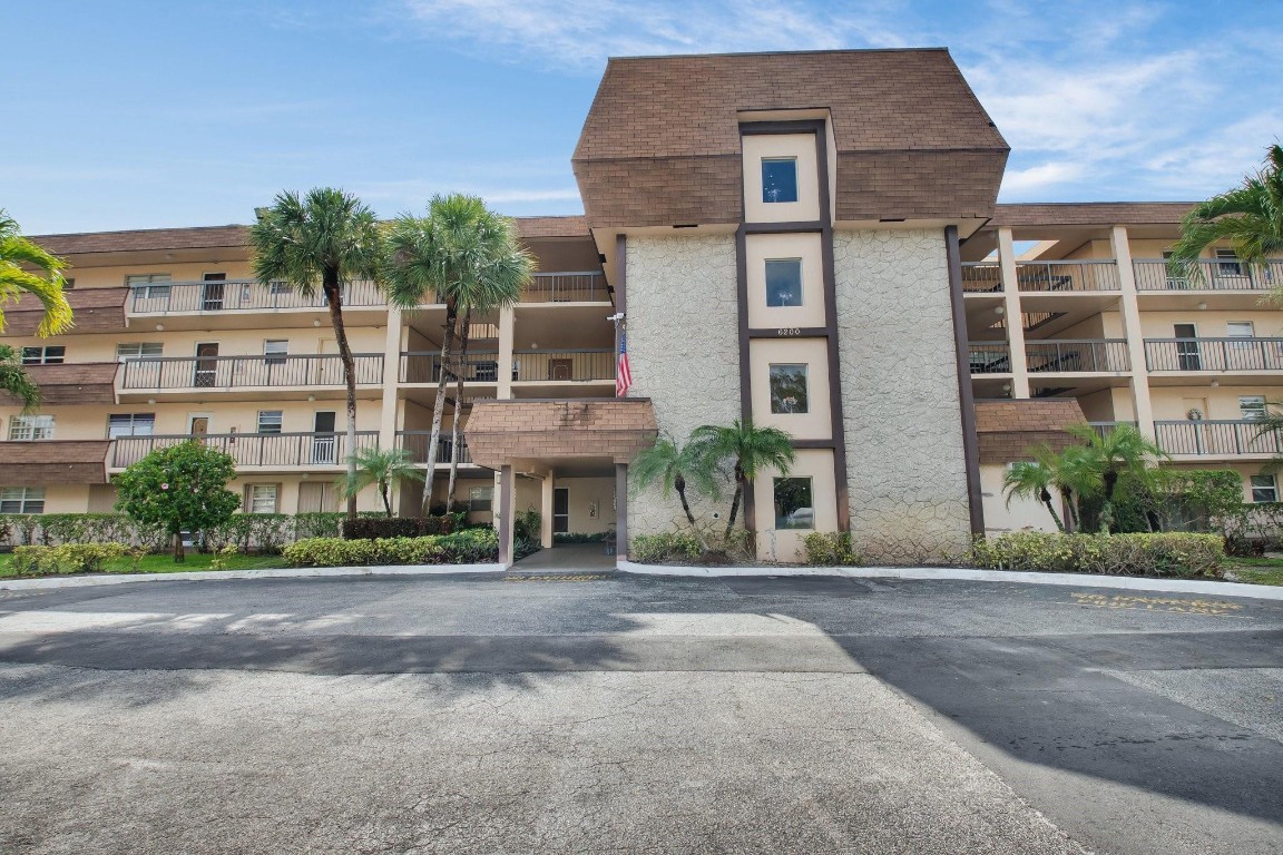 6200 NW 2nd Ave 3120