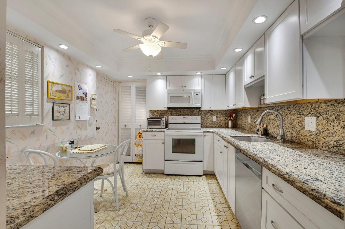 6200 NW 2nd Ave 3120