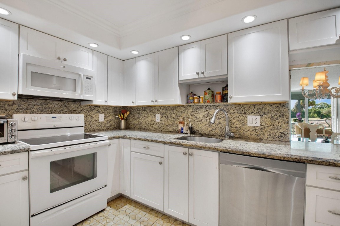 6200 NW 2nd Ave 3120