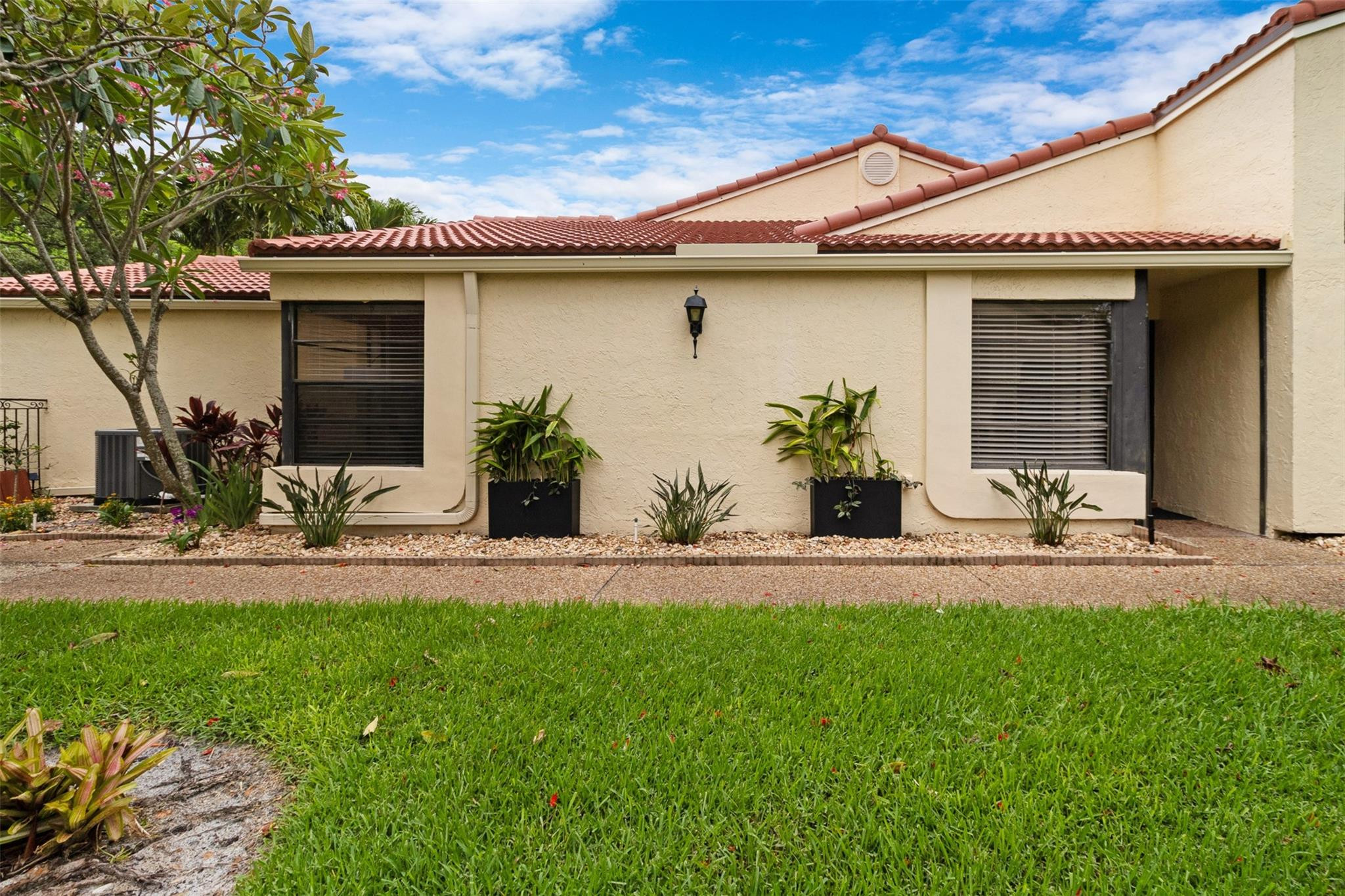 654 Dc Emerald Way, Deerfield Beach