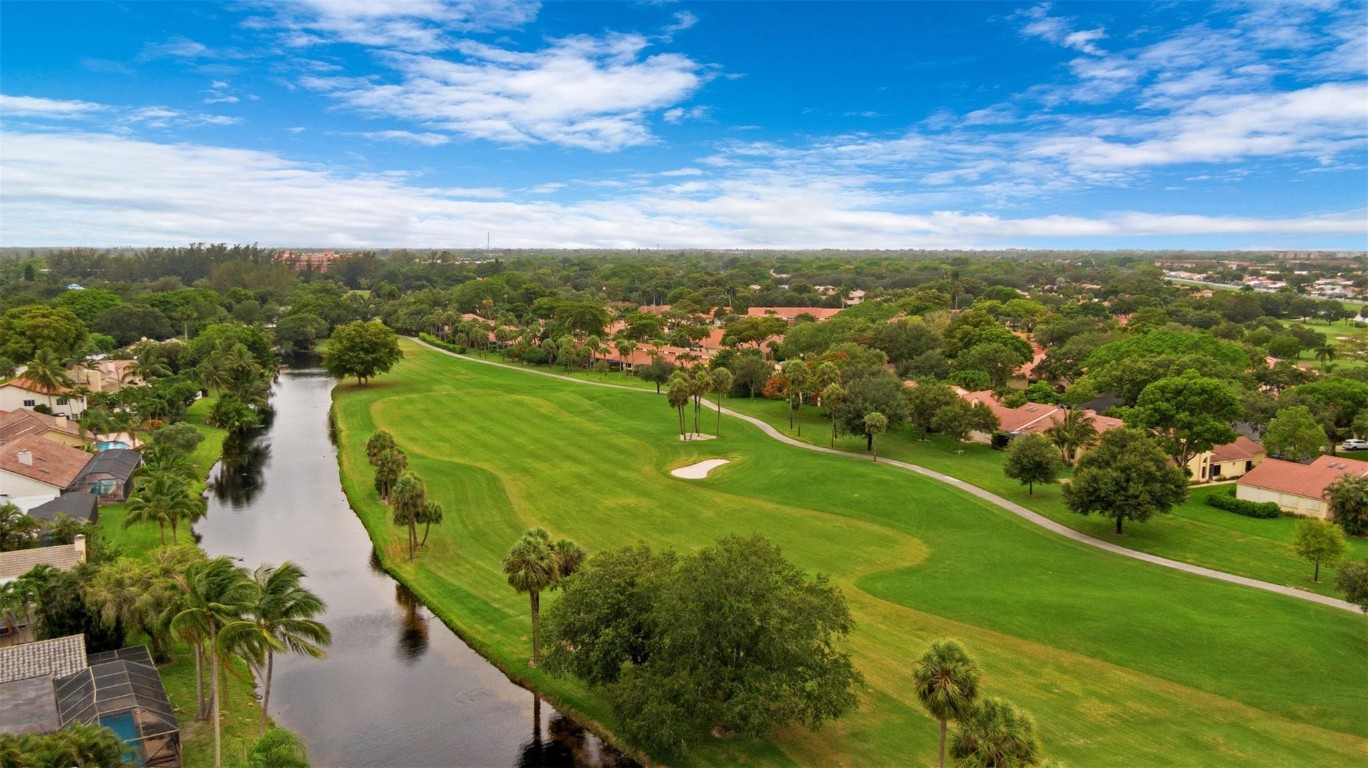 654 Dc Emerald Way, Deerfield Beach