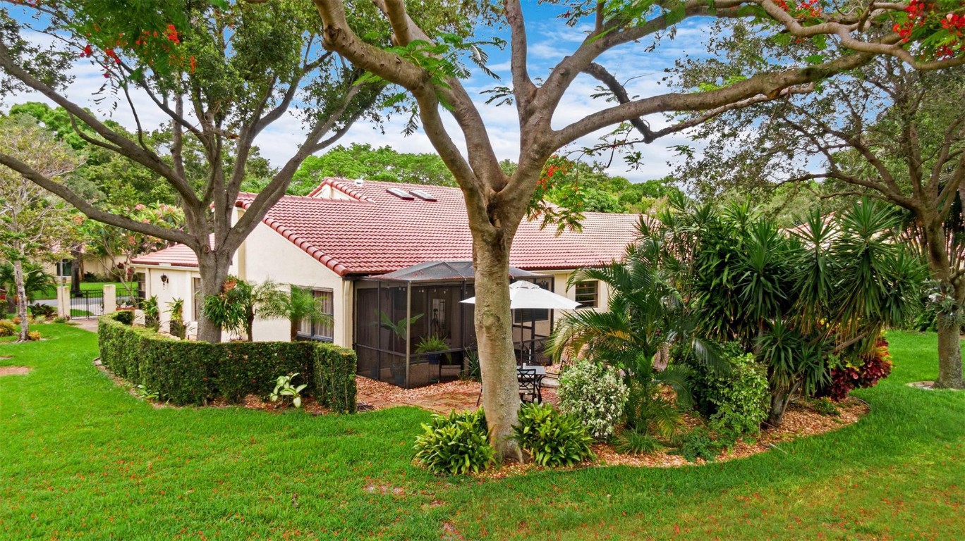 654 Dc Emerald Way, Deerfield Beach