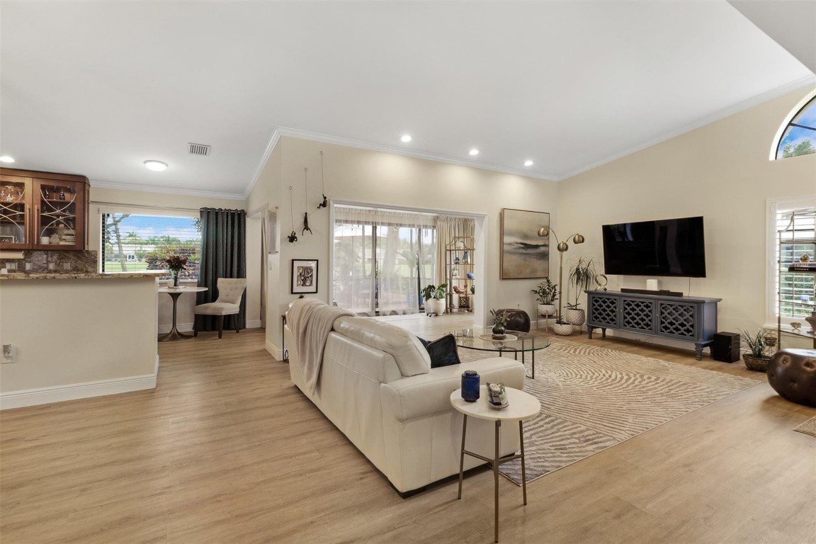 654 Dc Emerald Way, Deerfield Beach