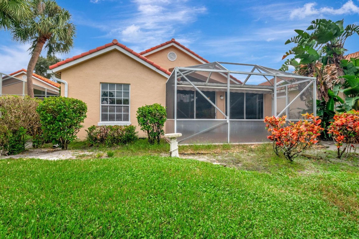 11081 Springbrook Cir