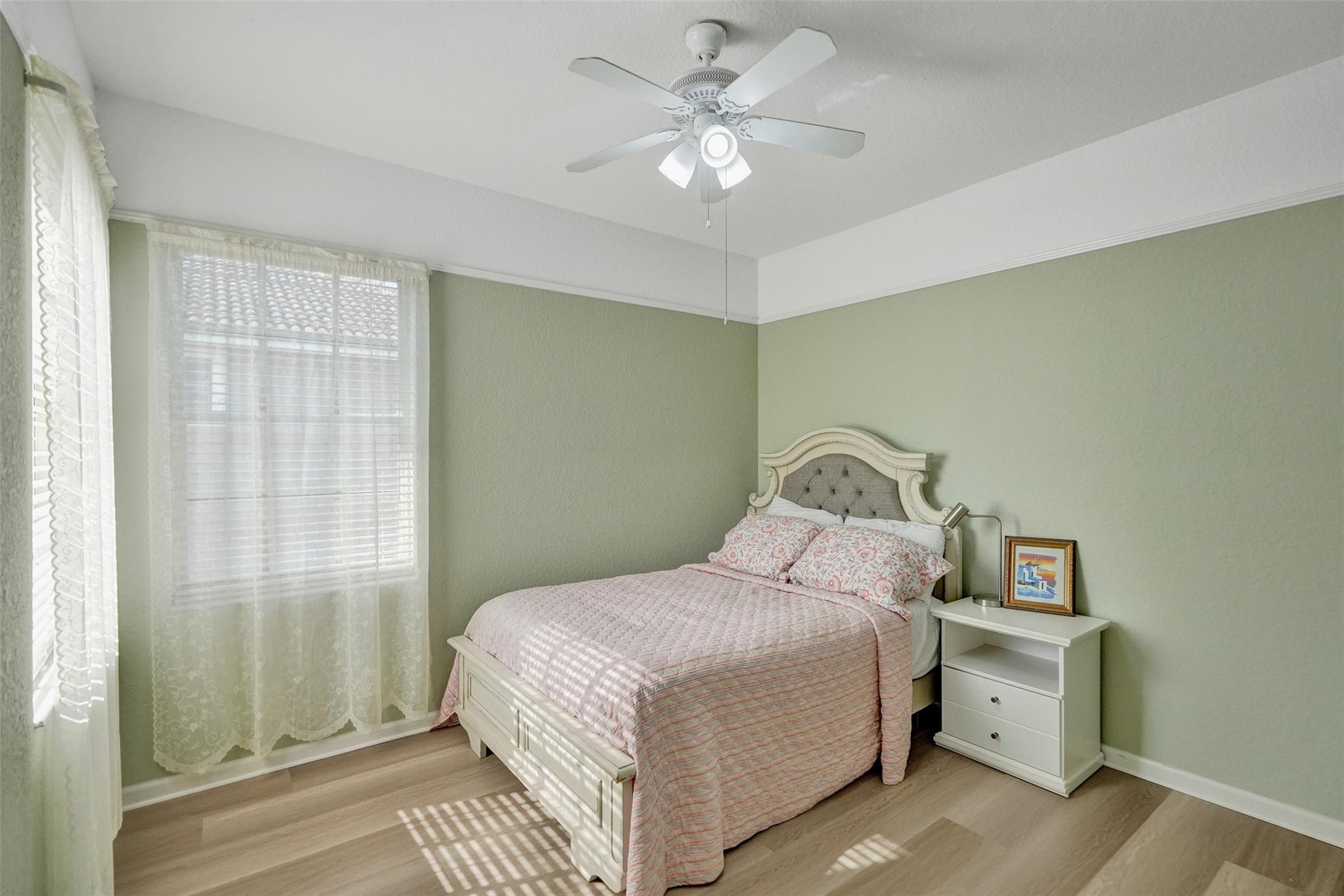 636 NW 127th Ave