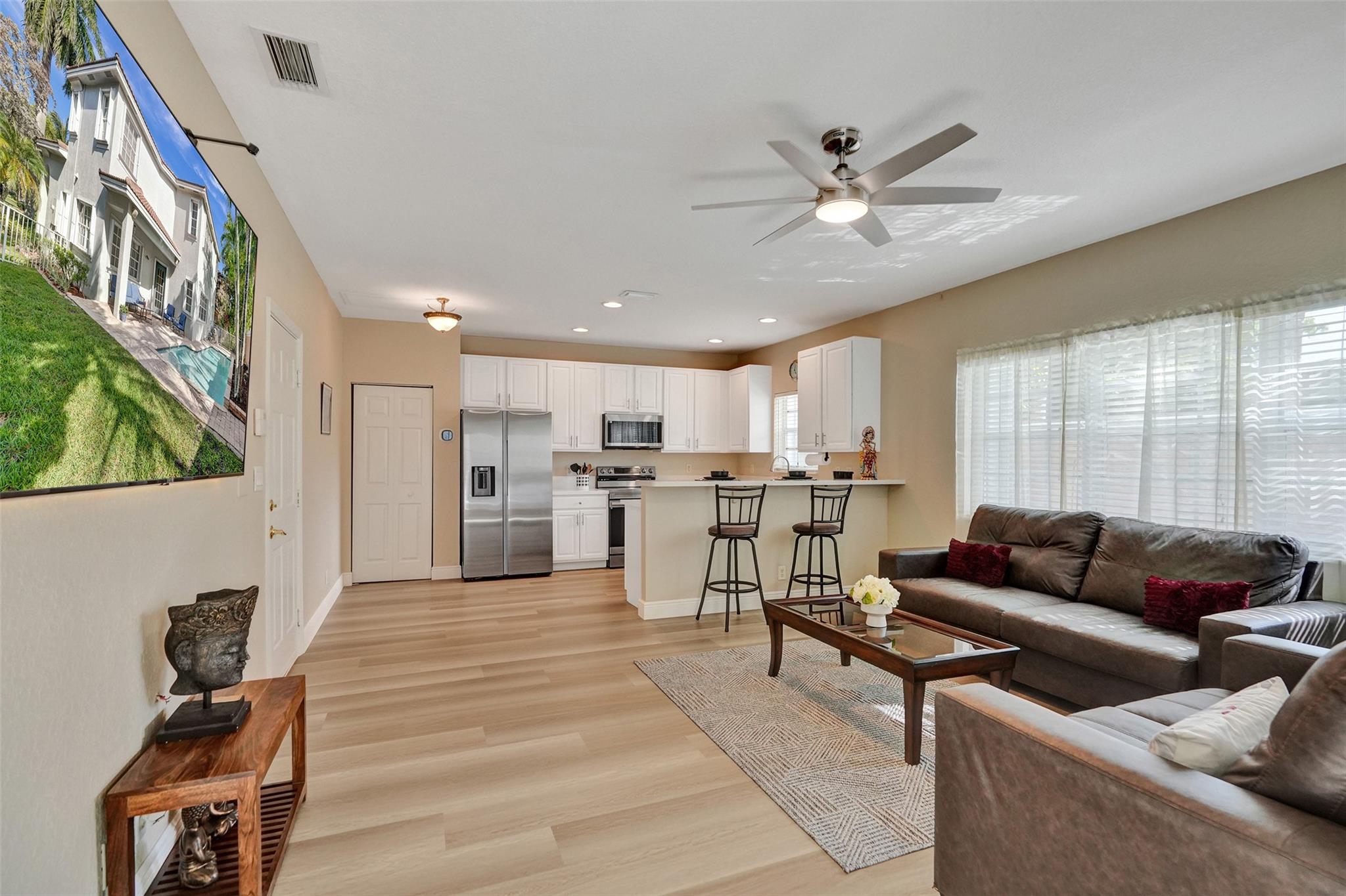 636 NW 127th Ave