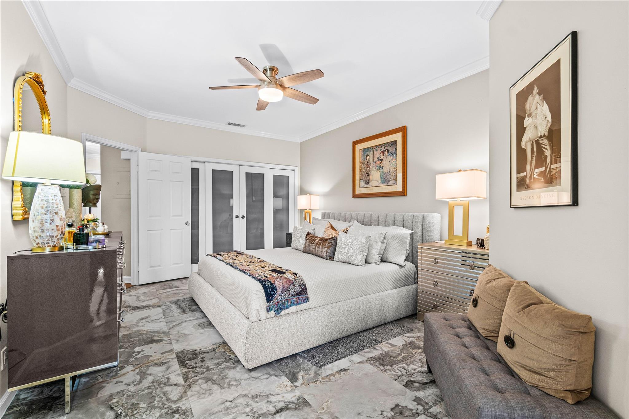 6581 Via Regina 6581