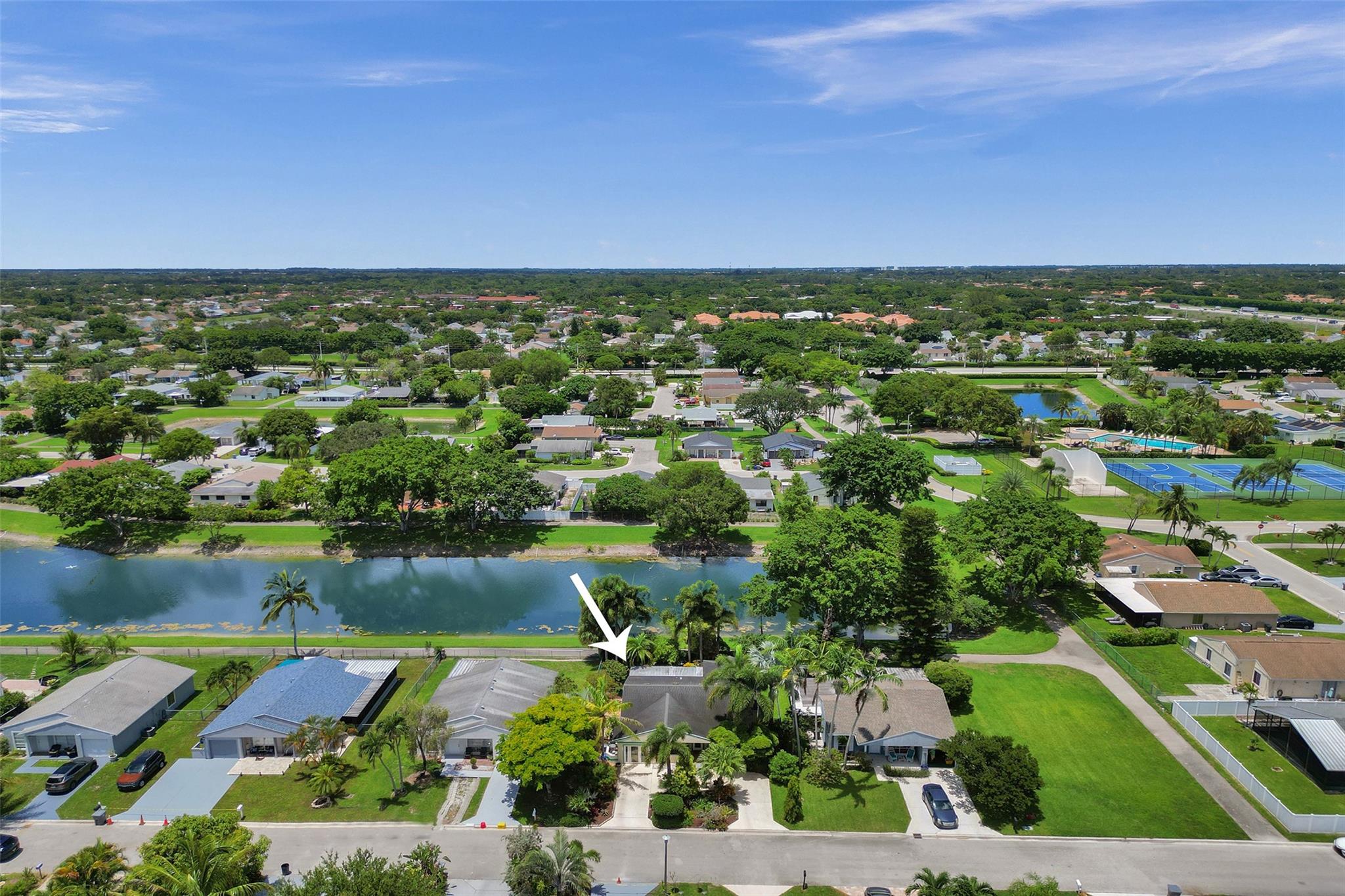 8353 Huntsman Pl