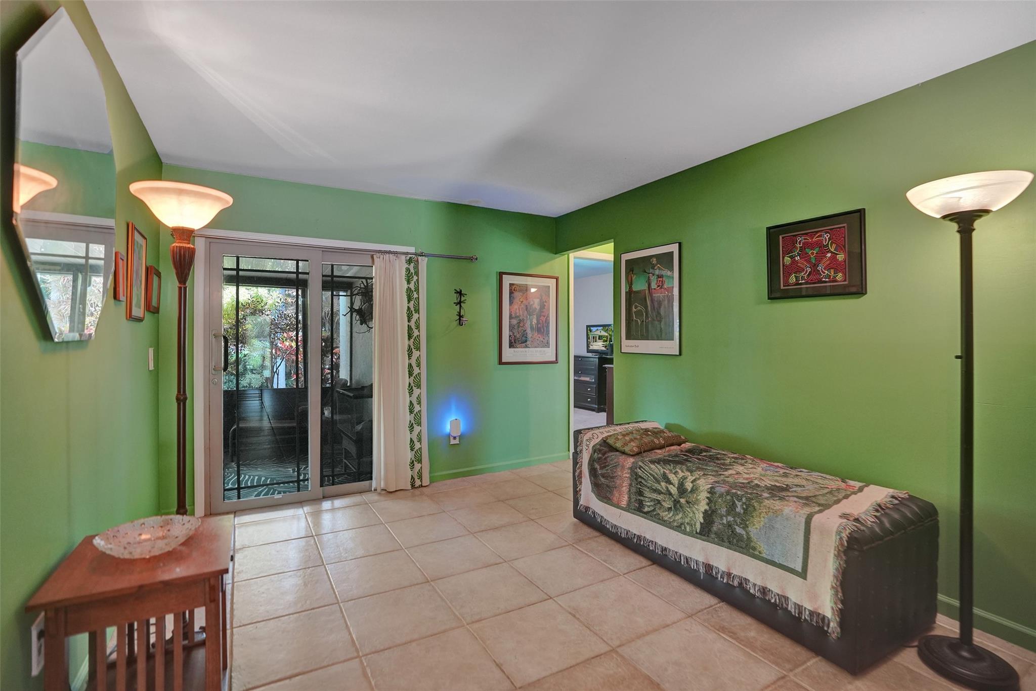 8353 Huntsman Pl