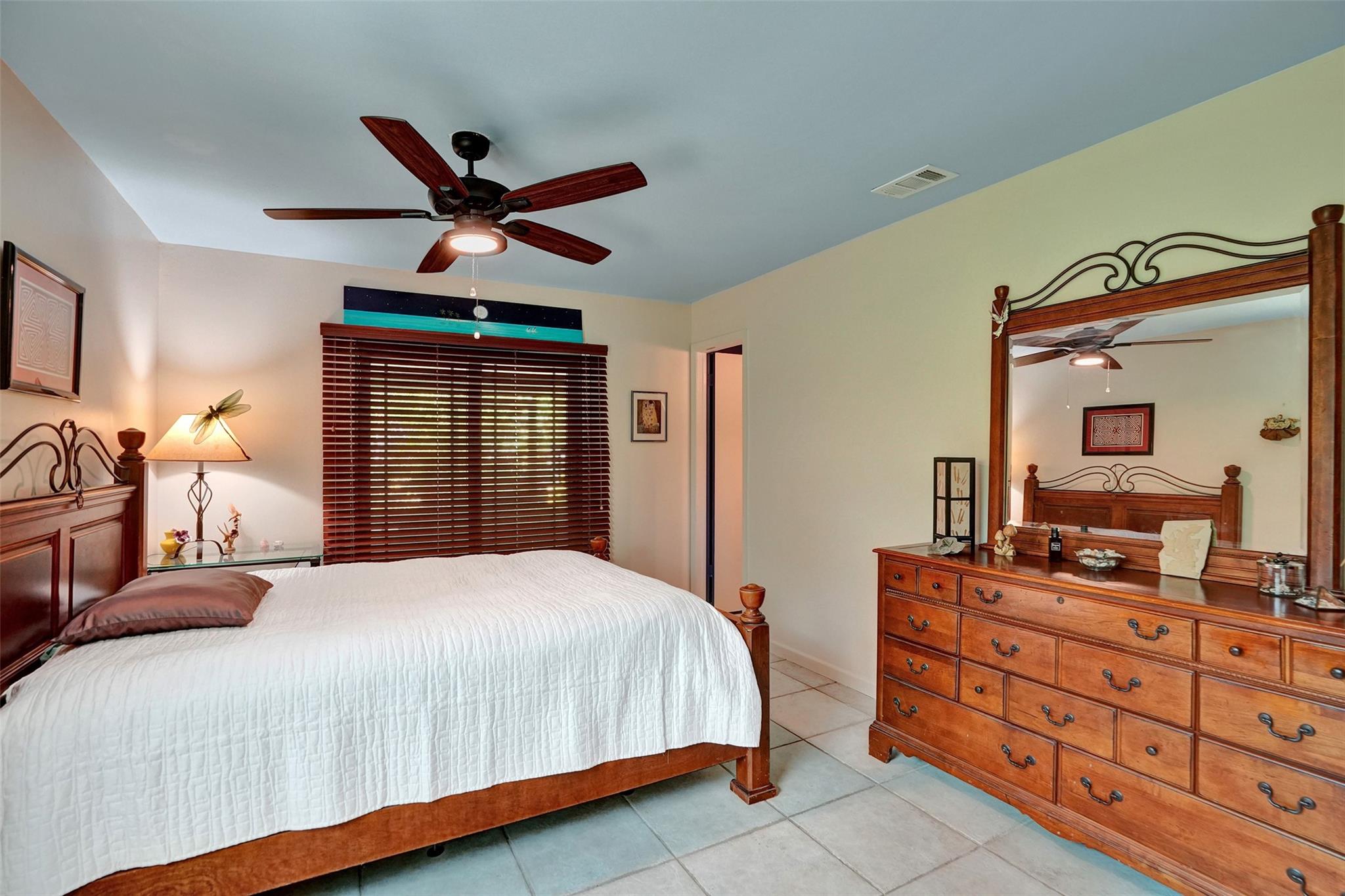 8353 Huntsman Pl