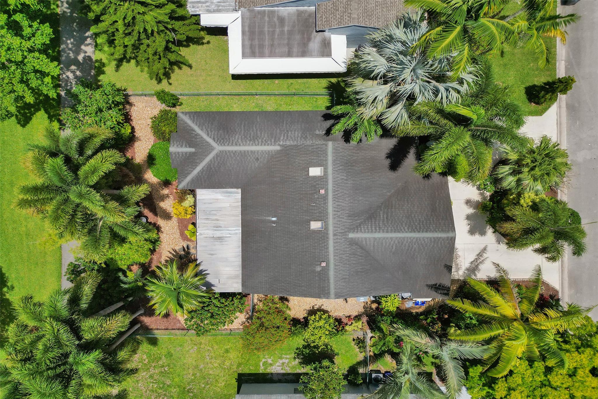 8353 Huntsman Pl
