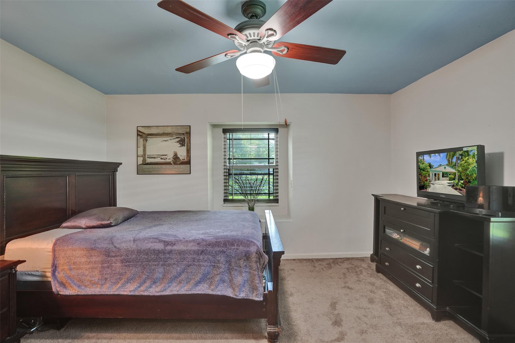 8353 Huntsman Pl