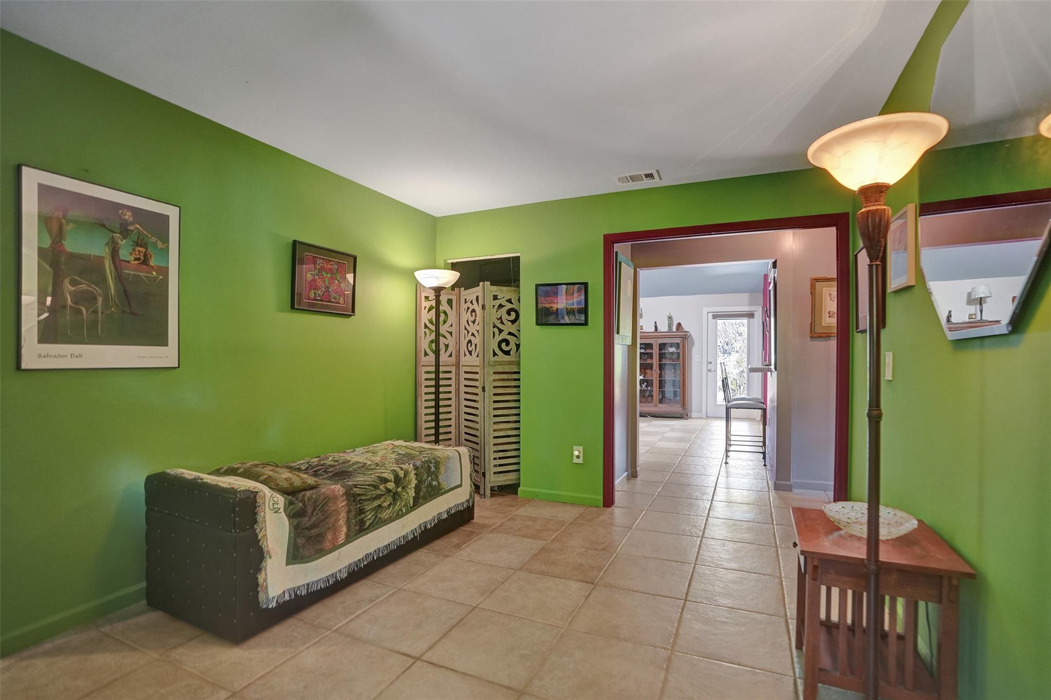 8353 Huntsman Pl
