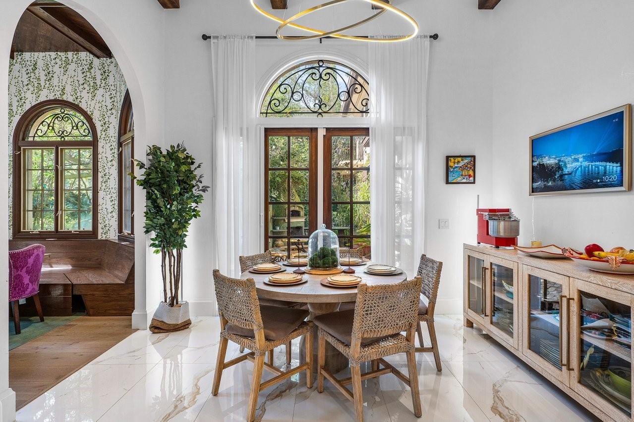 16389 Bridlewood Cir