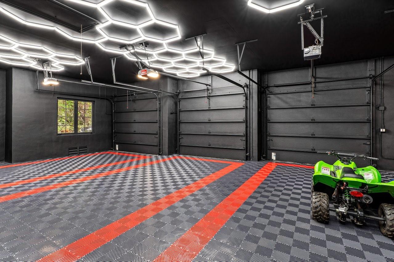 16389 Bridlewood Cir