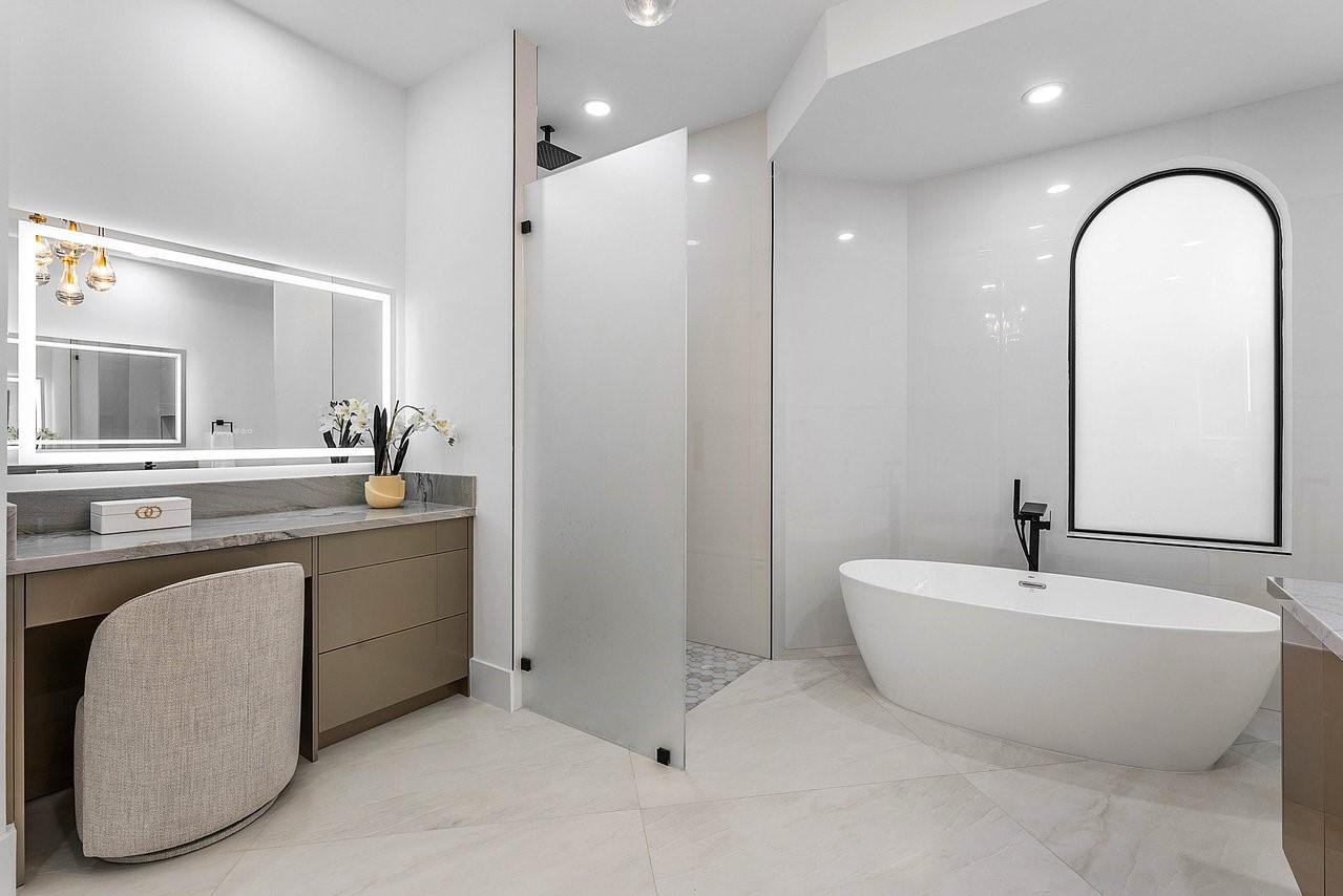 17849 Villa Club Way