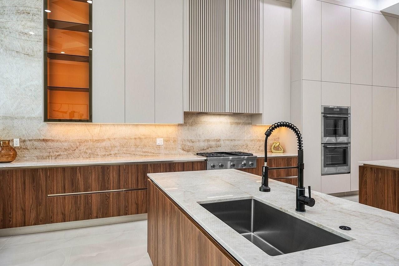 17849 Villa Club Way