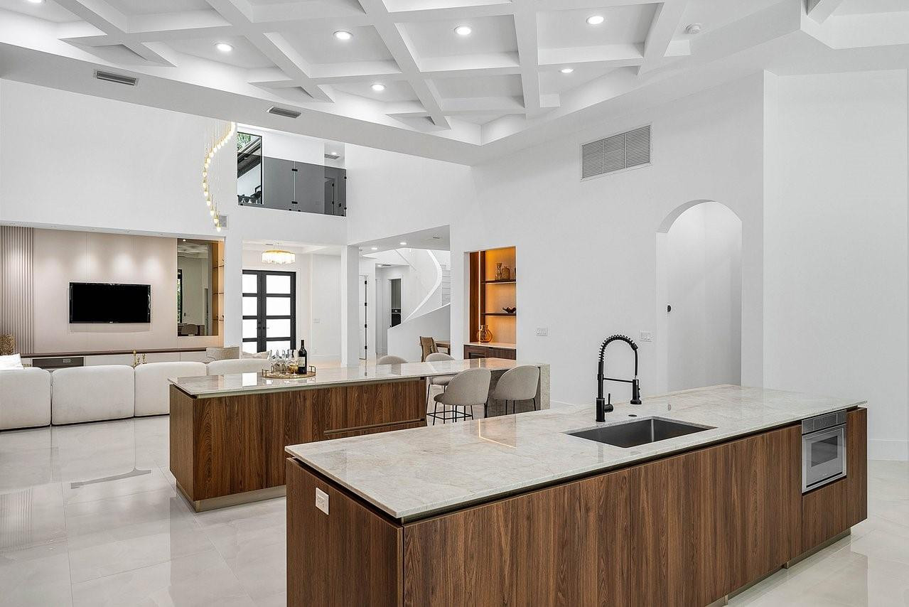 17849 Villa Club Way