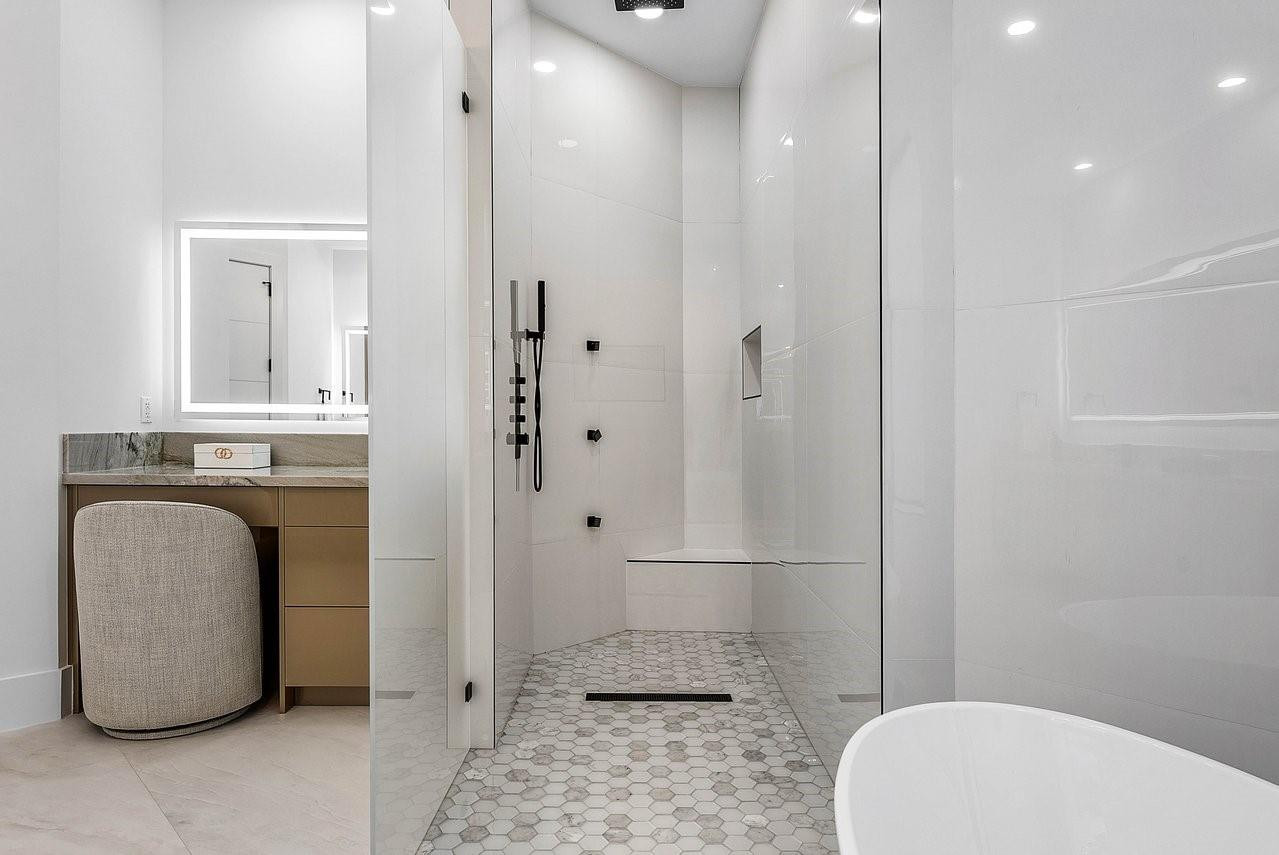 17849 Villa Club Way