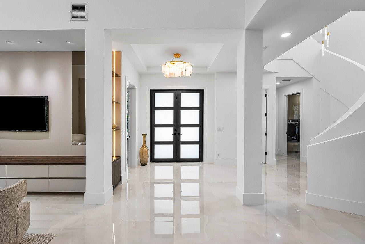 17849 Villa Club Way