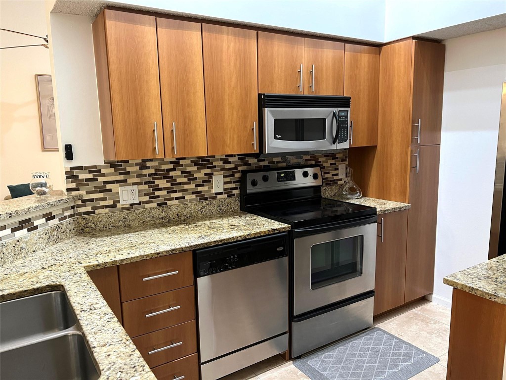 1125 Crystal Way F, Delray Beach Unit: F