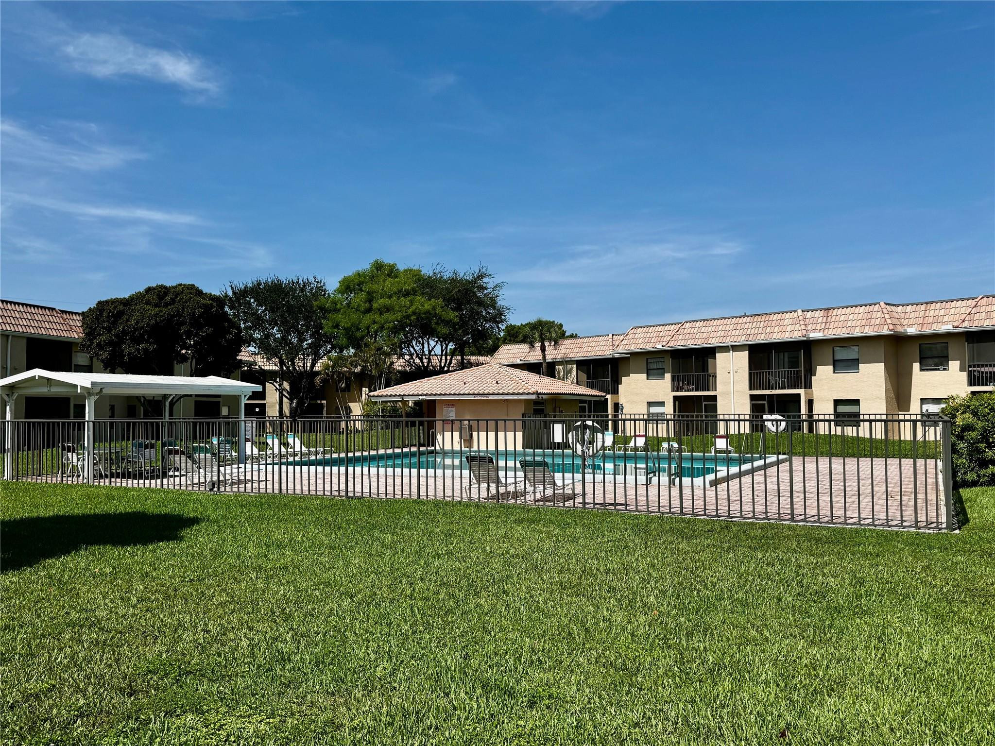 6820 PALMETTO CIRCLE S Bldg 10 103