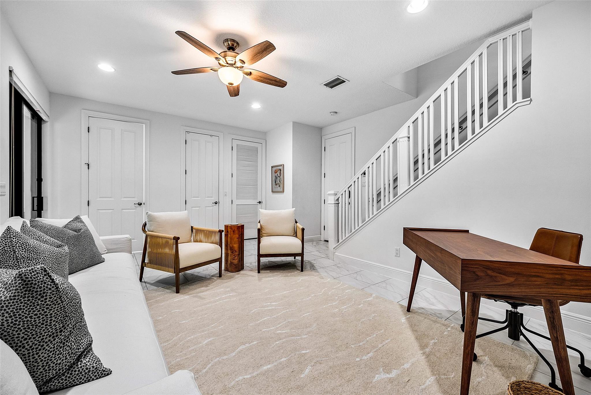 608 Windward Circle S