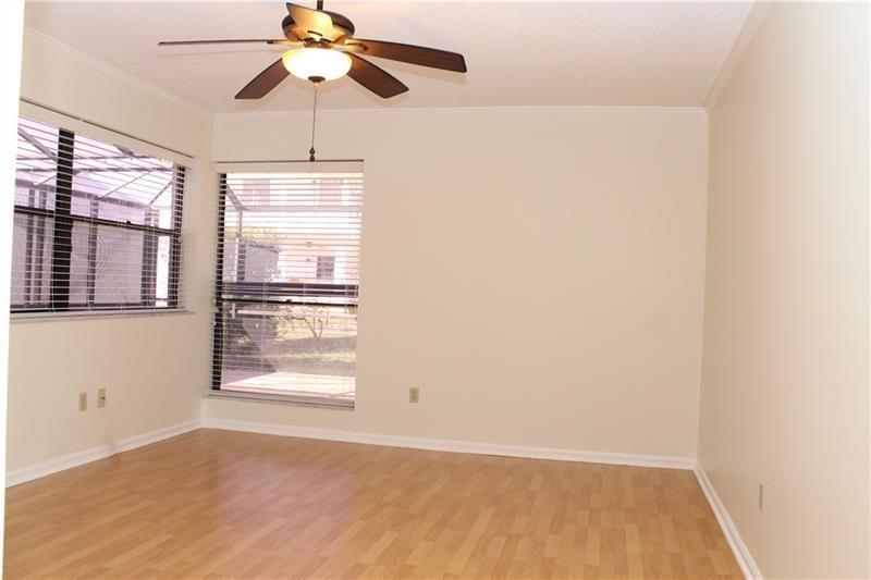 6722 Canary Palm Cir