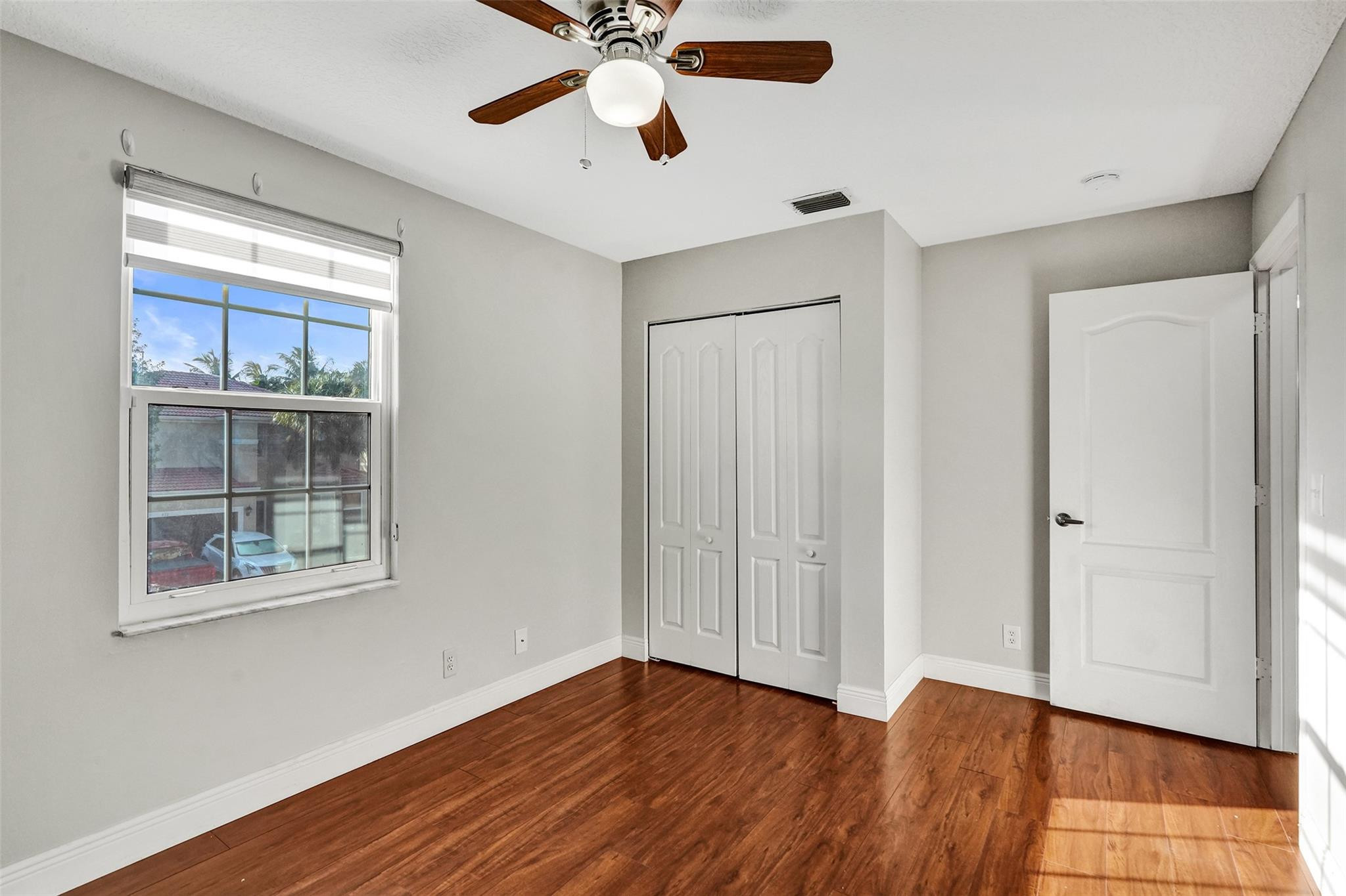 869 NW 127th Avenue