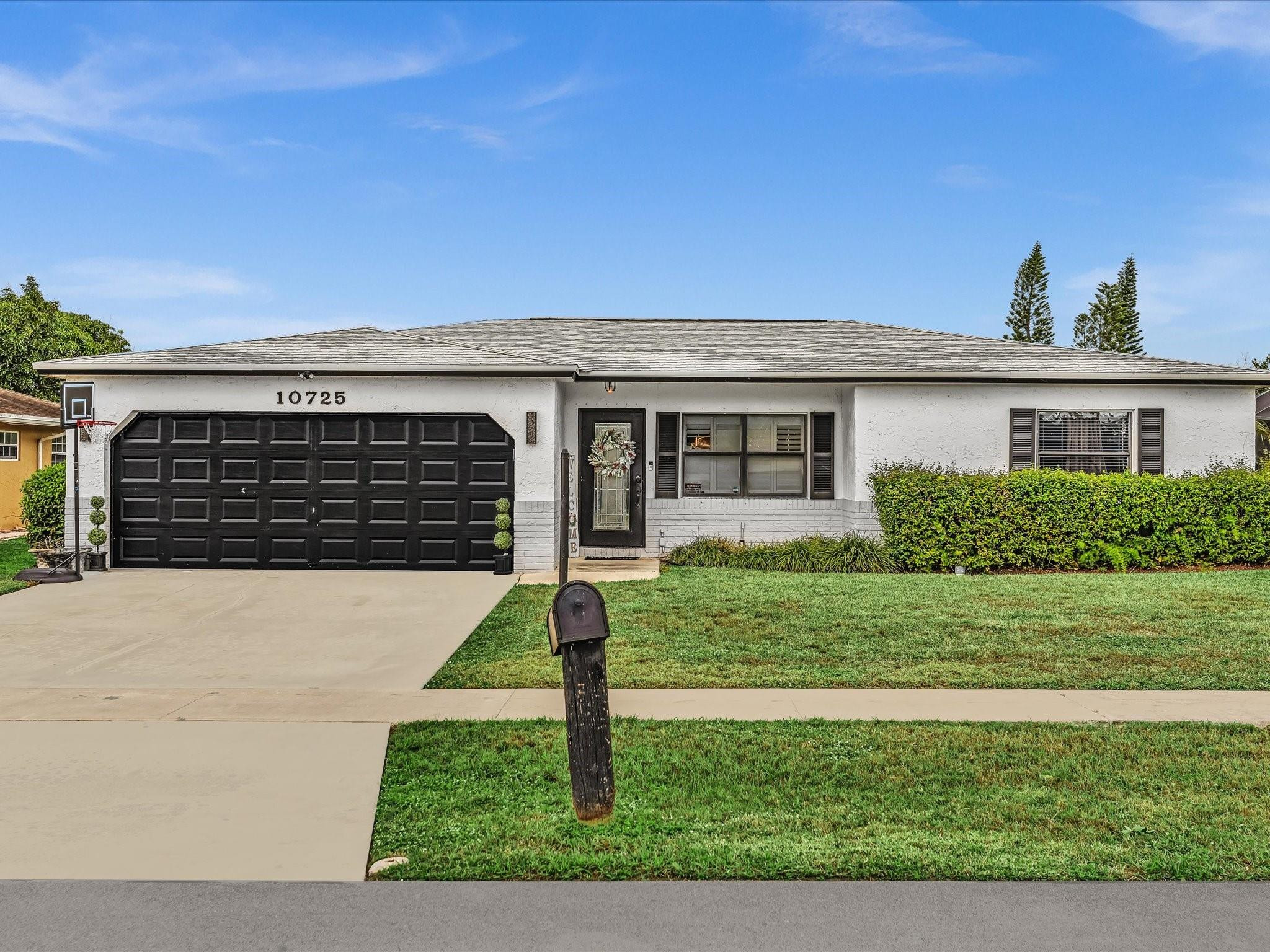 10725 Eureka Street