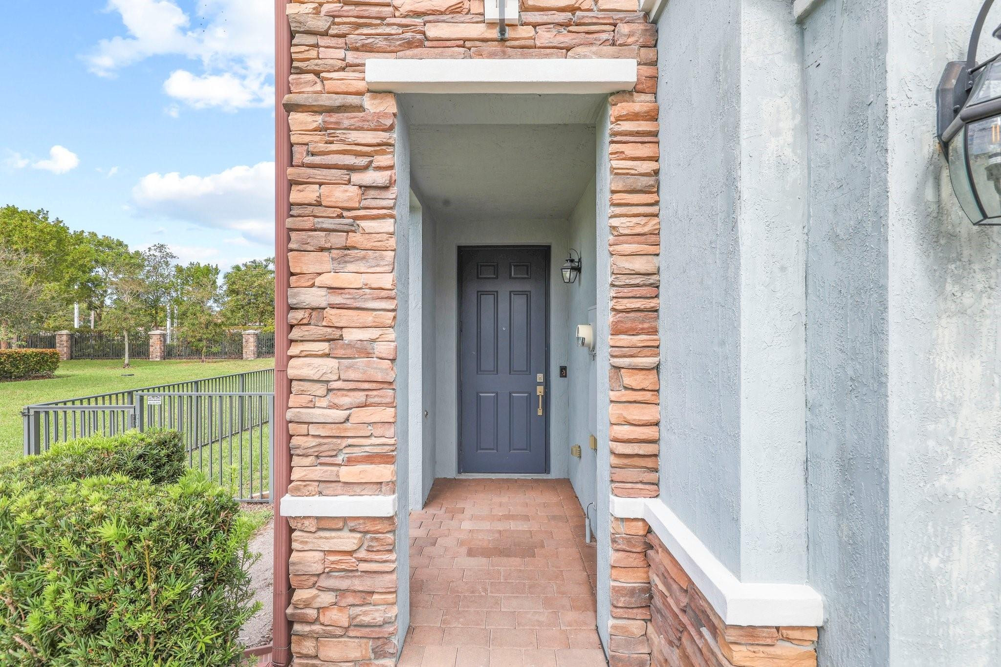 12772 Anthorne Lane