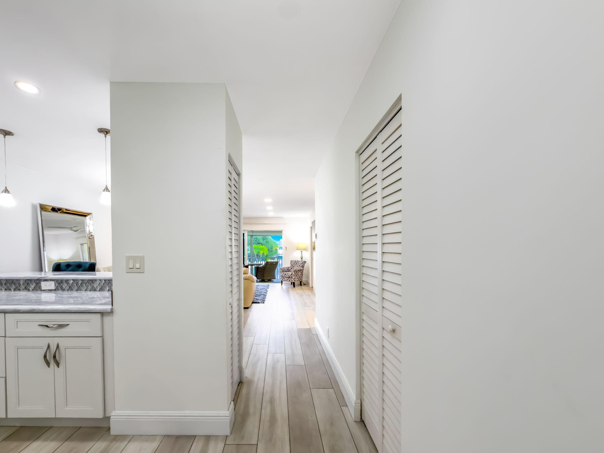 2301 NE 36th Street 202