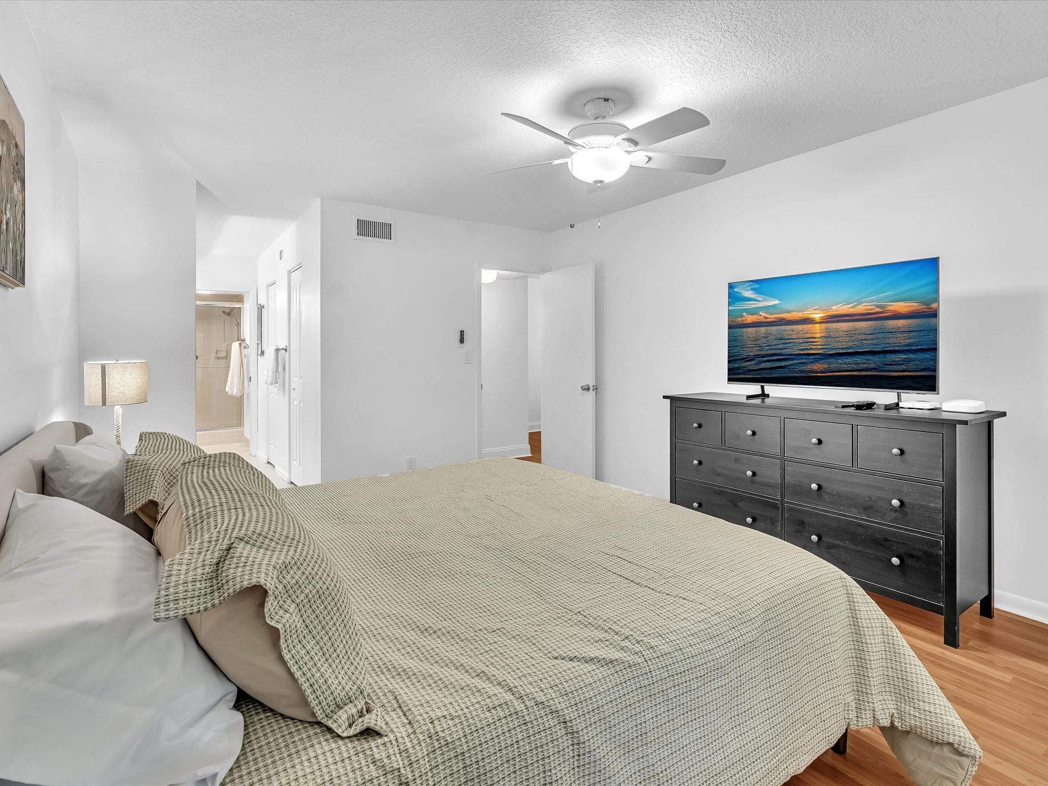 5087 Oak Hill Lane 312