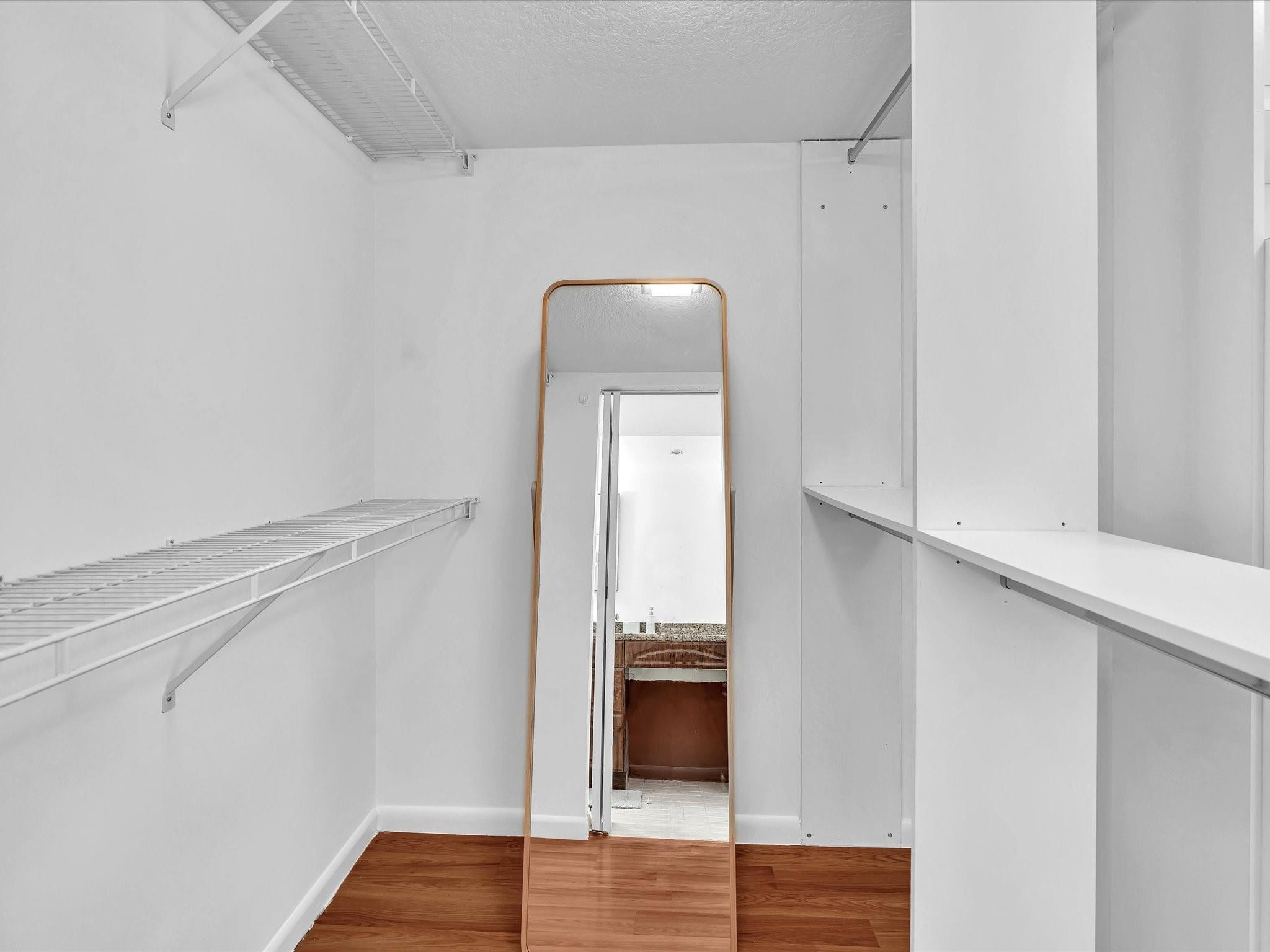 5087 Oak Hill Lane 312