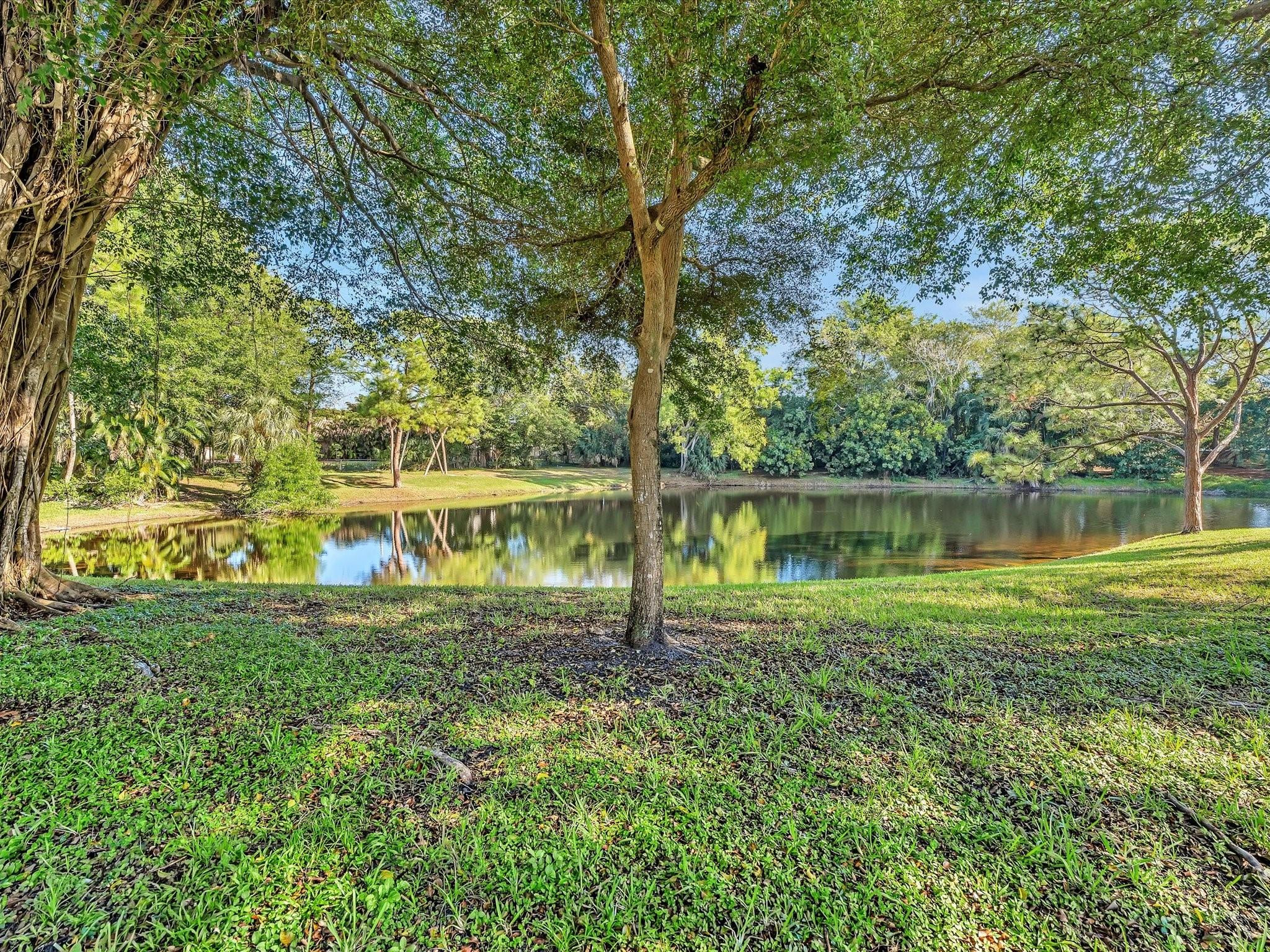 5087 Oak Hill Lane 312