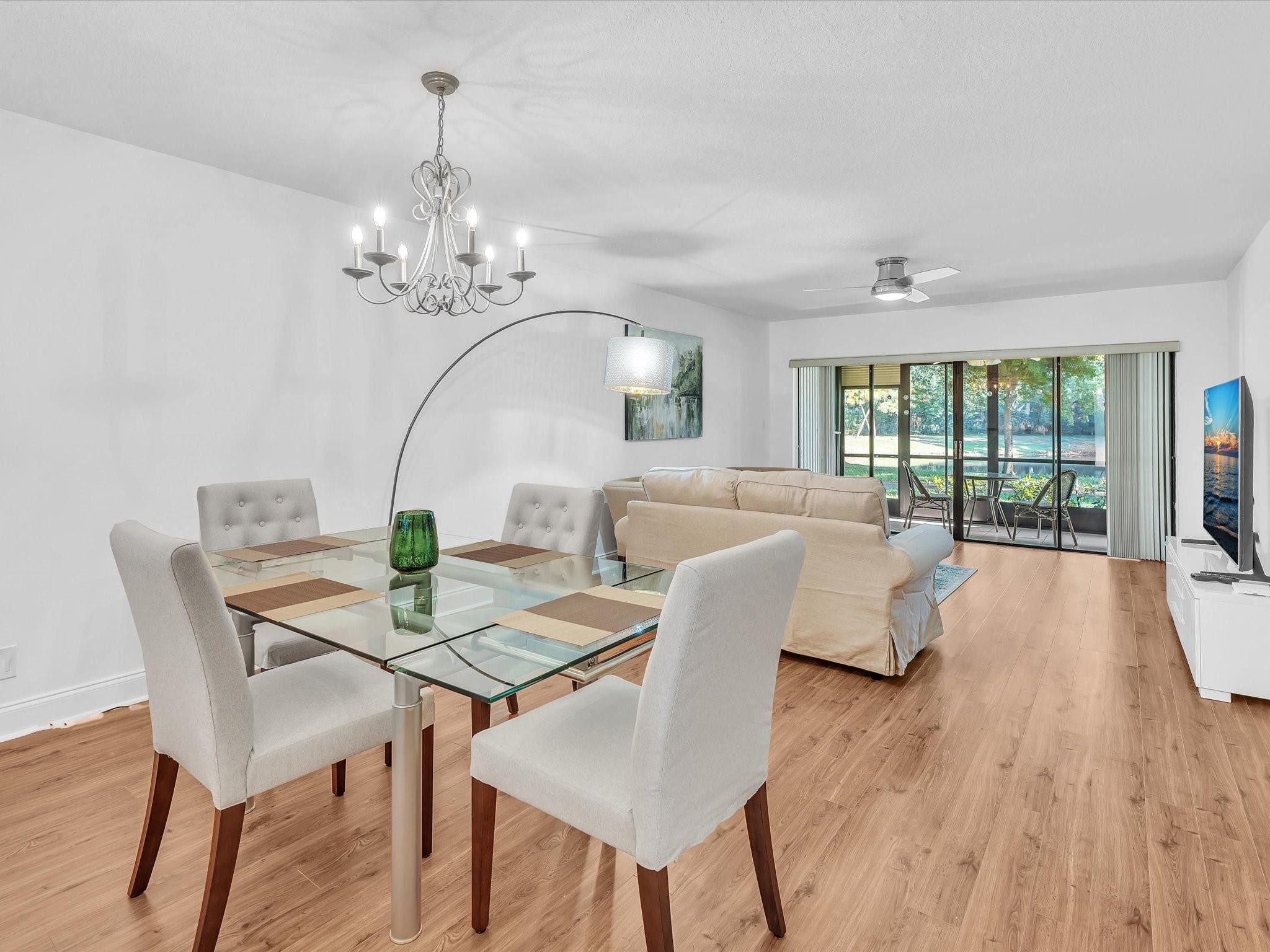 5087 Oak Hill Lane 312