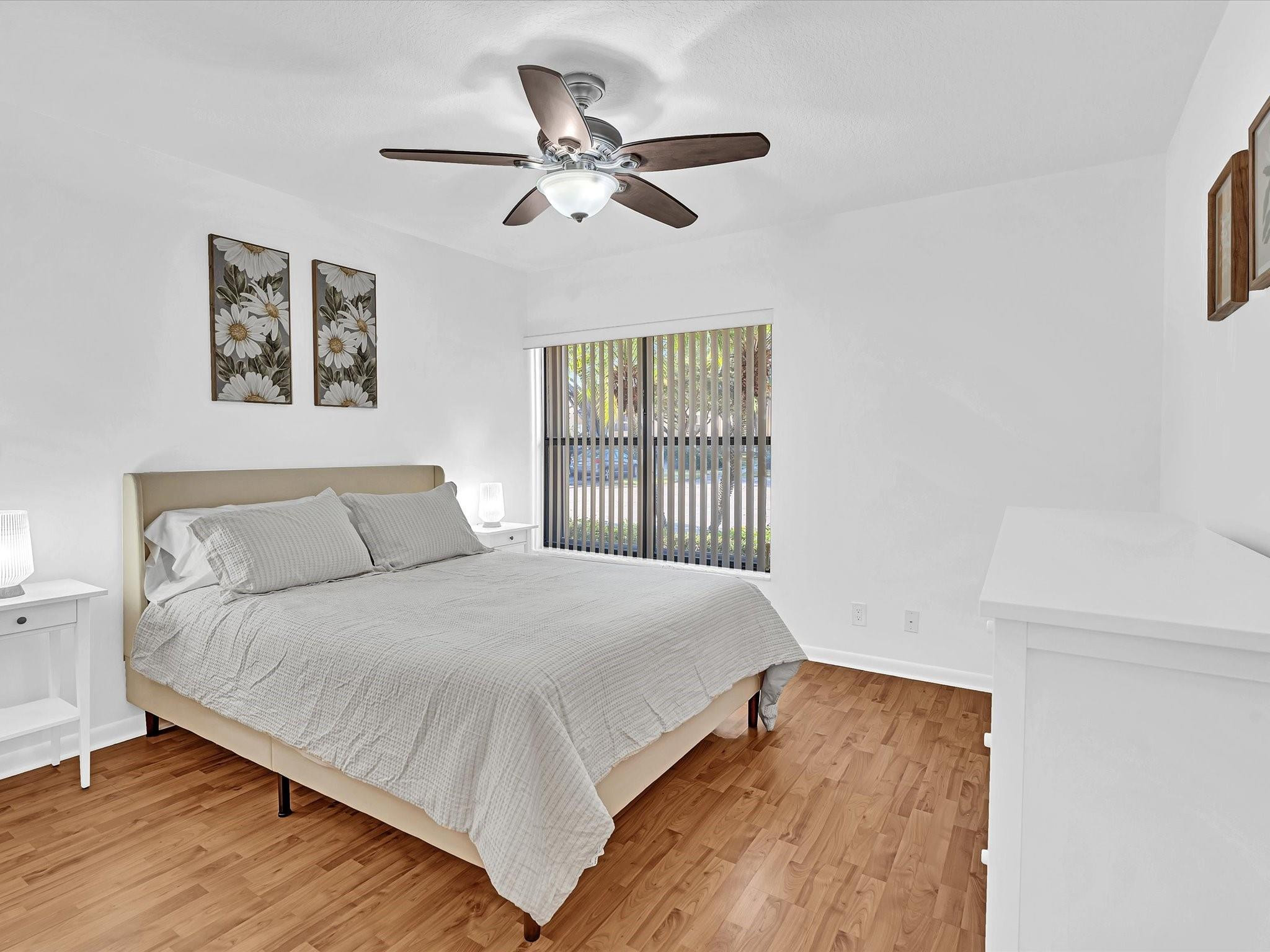 5087 Oak Hill Lane 312