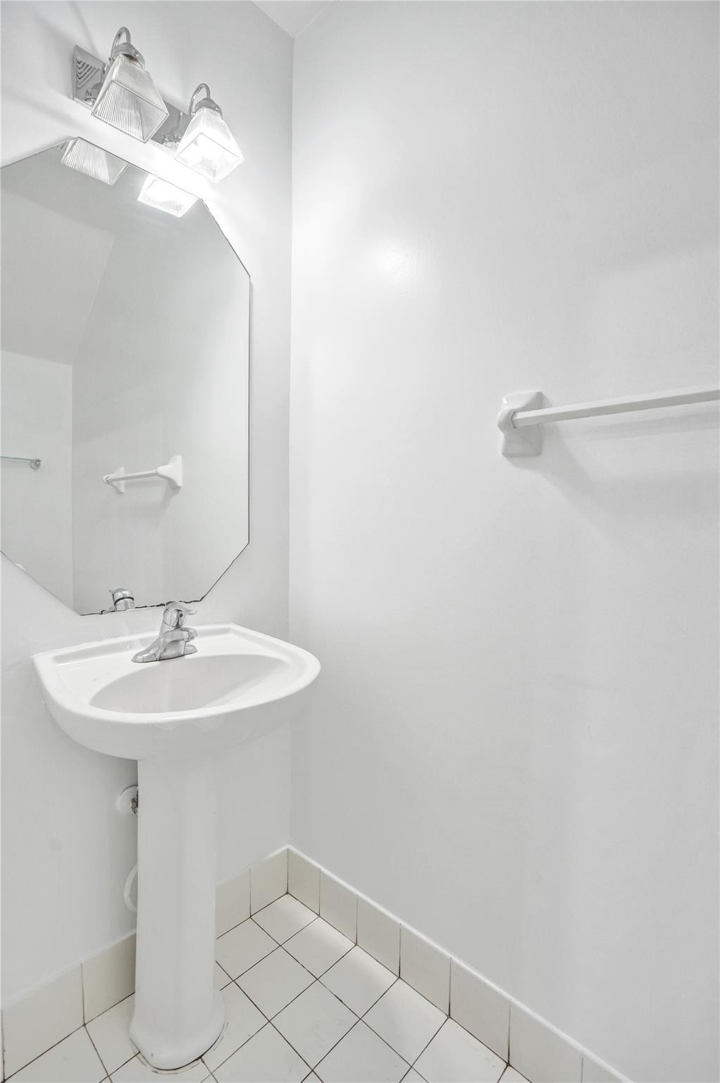 3313 NW 29th Court, Lauderdale Lakes