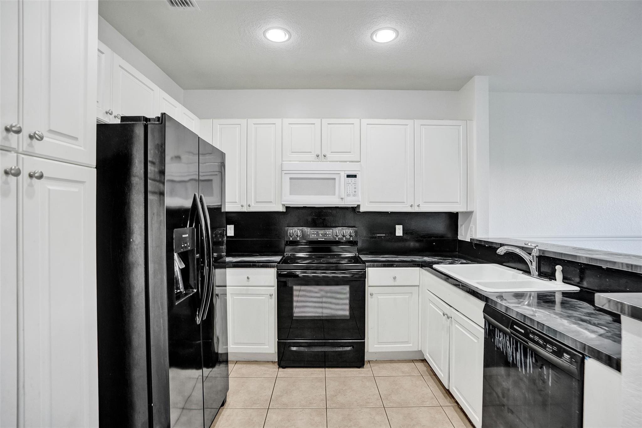 3313 NW 29th Court, Lauderdale Lakes