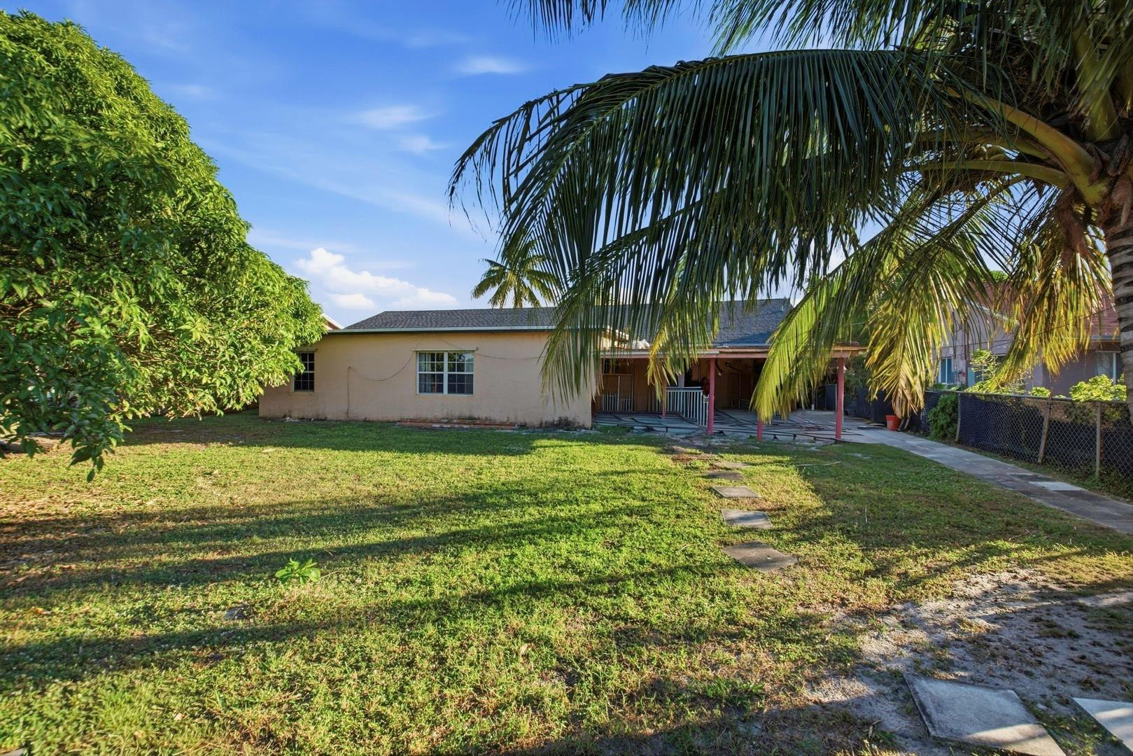 561 NE 38th Street