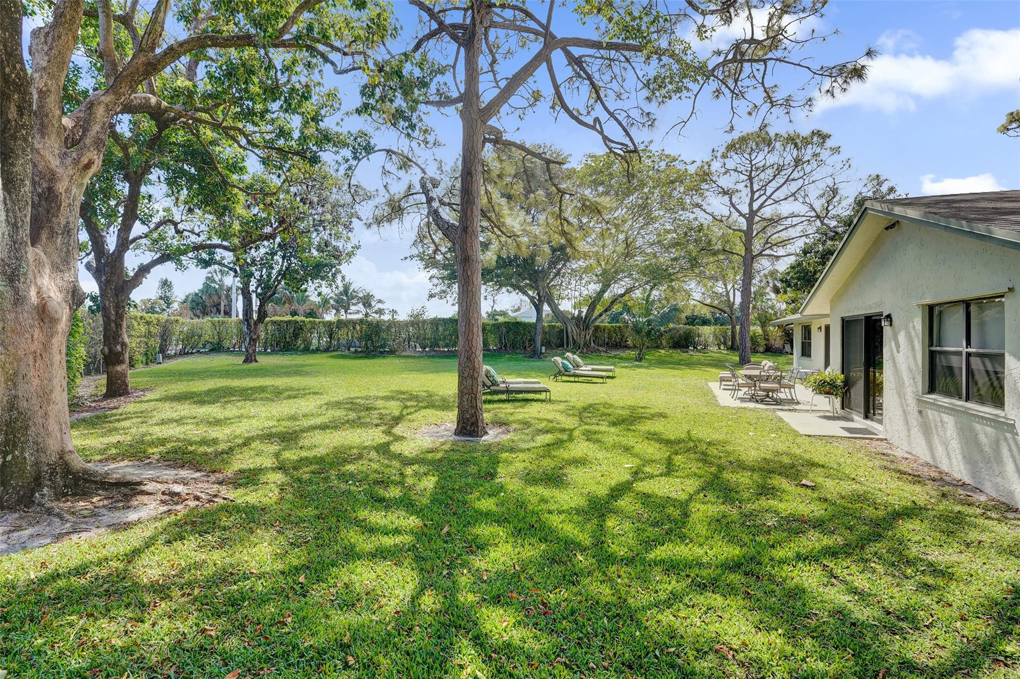 715 NW 23rd Lane
