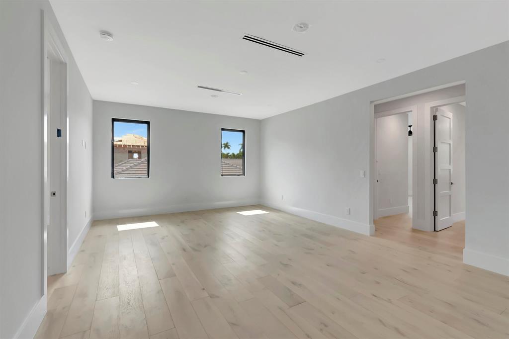 3246 Westminster Drive