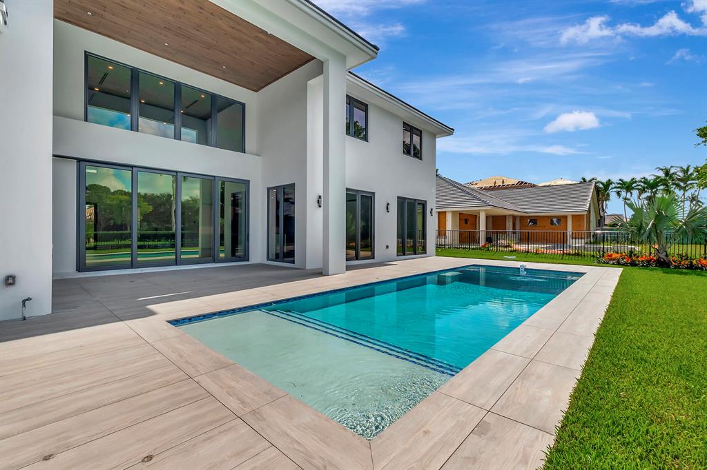 3246 Westminster Drive