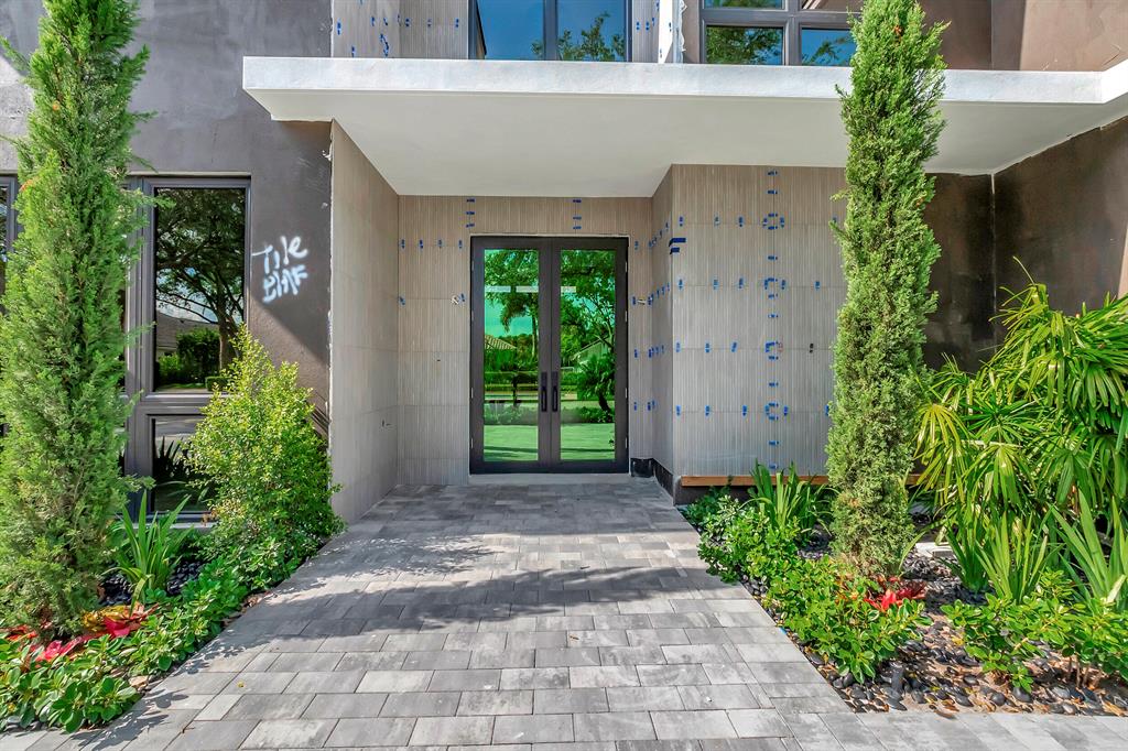 3246 Westminster Drive