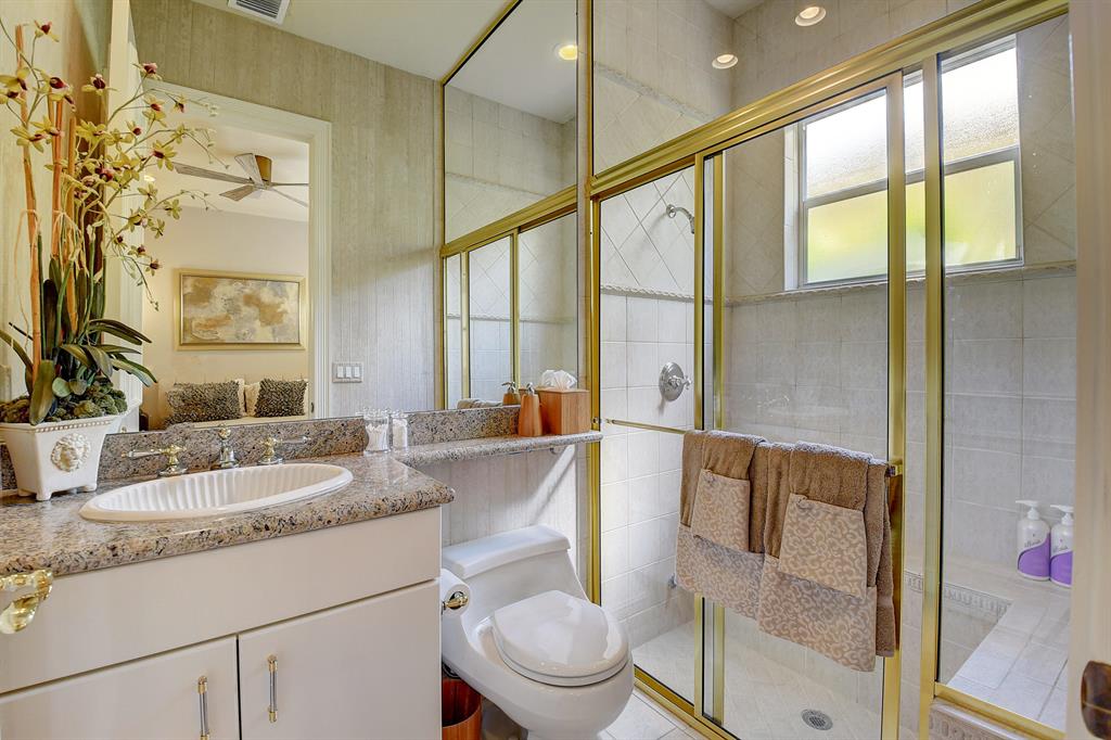 3811 Coventry Lane