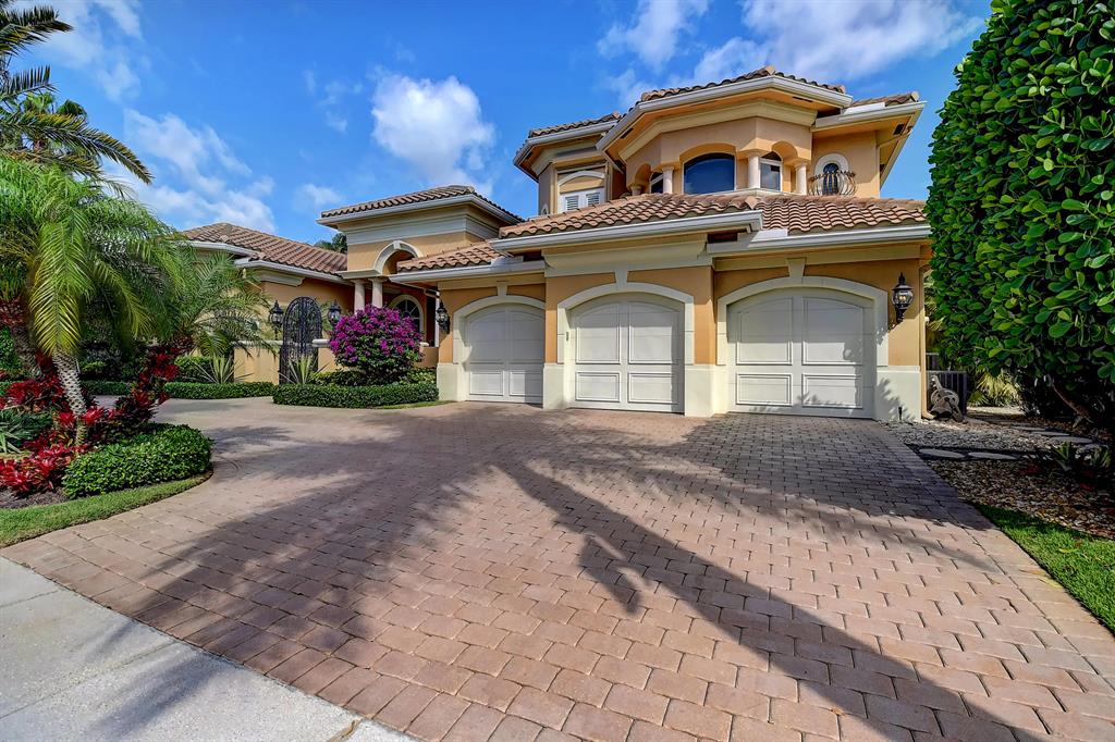 3811 Coventry Lane
