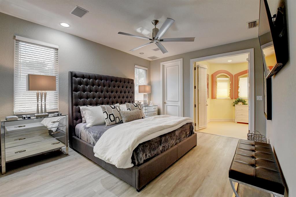 3811 Coventry Lane