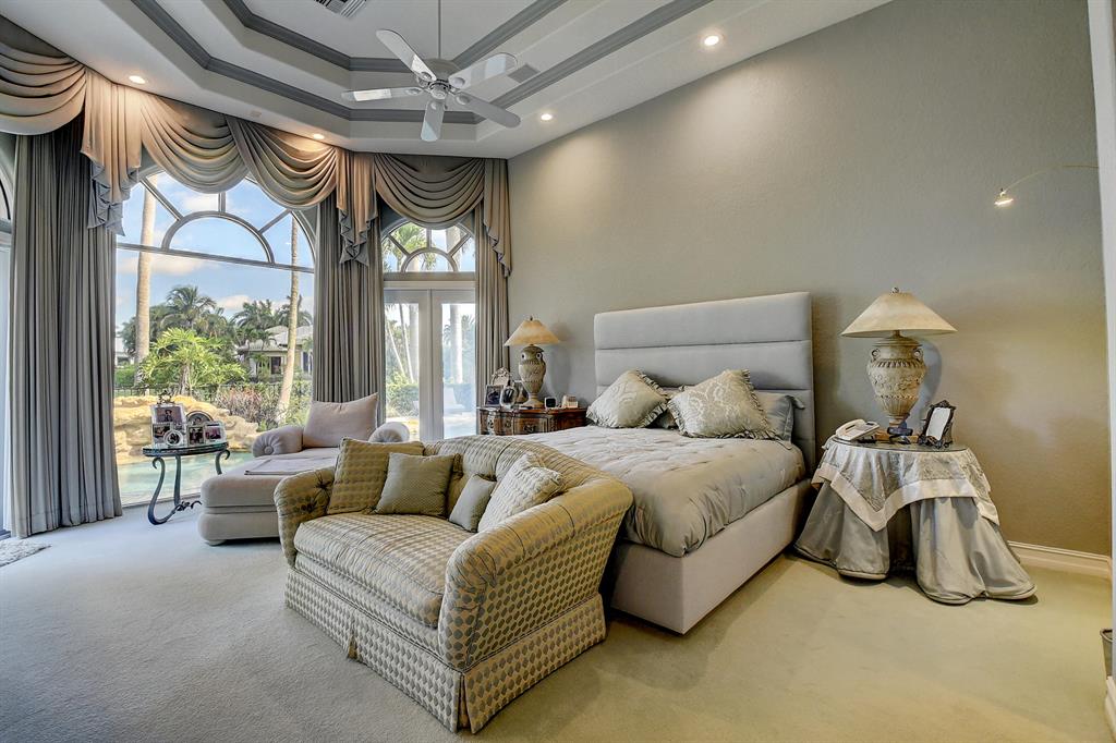 3811 Coventry Lane